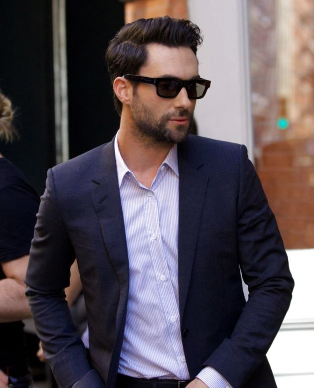 adam levine new blonde haircut 2014