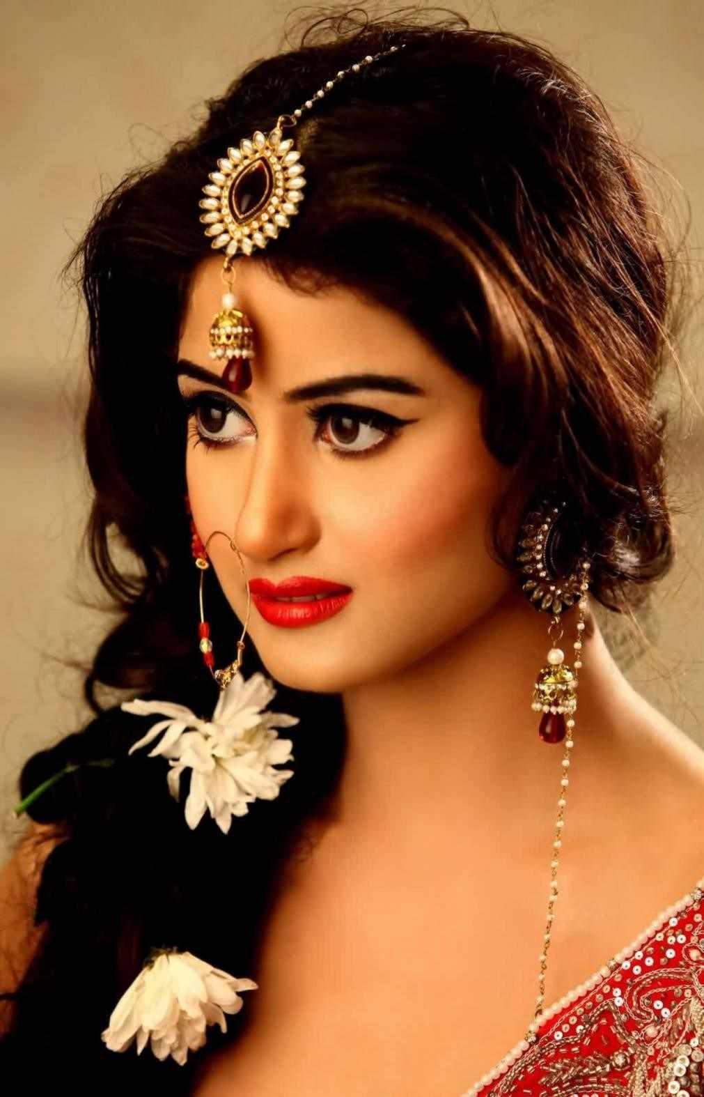 Buy Bridal pakistani hairstyles for round faces photo pictures trends Buy Bridal pakistani hairstyles for round faces photo pictures trends
