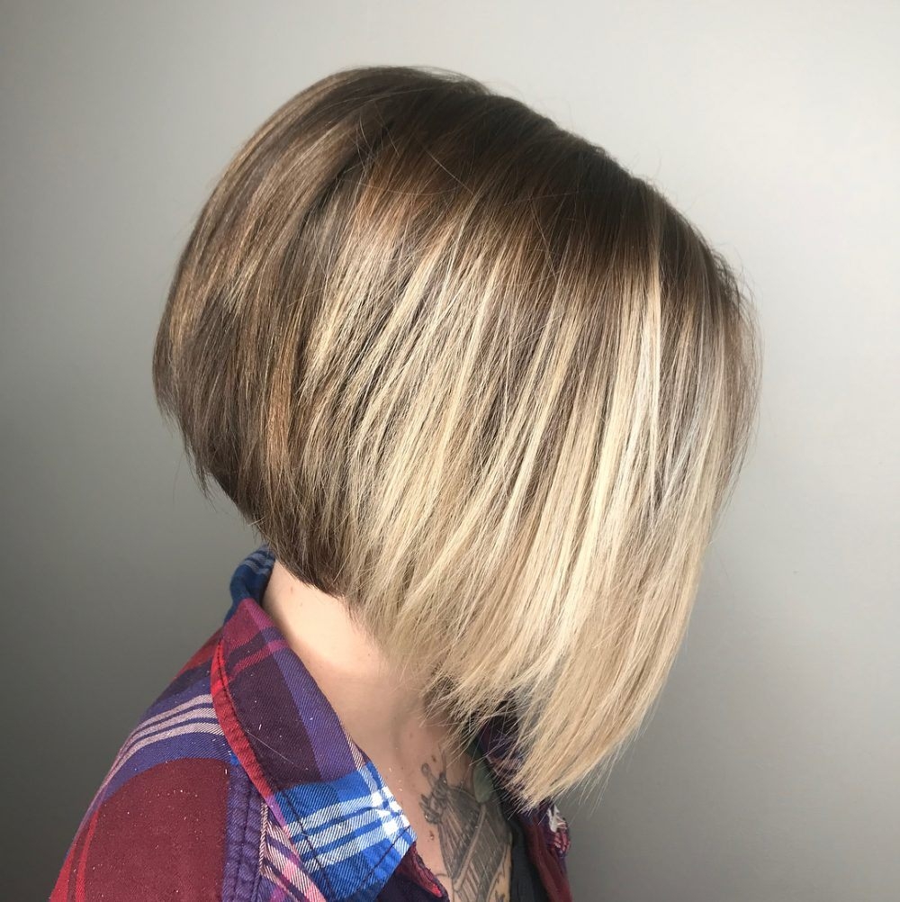 36 short hairstyles for round faces you can rock!